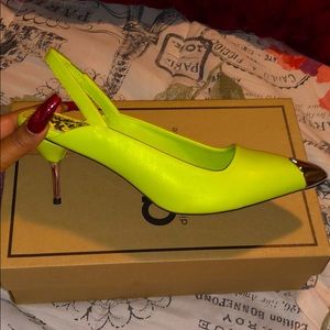 Neon green heels — new!